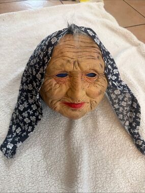Vintage-Style Elderly Face Decorative Mask in Beige with Floral Black Scarf